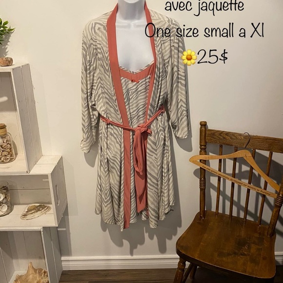 Robe de chambre - Picture 2 of 2